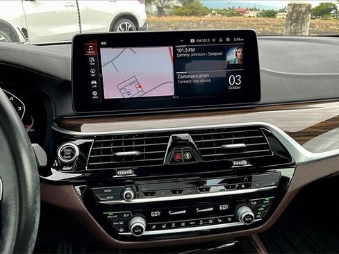 Used 2022 BMW M550i xDrive w/ Shadowloine Package image 6