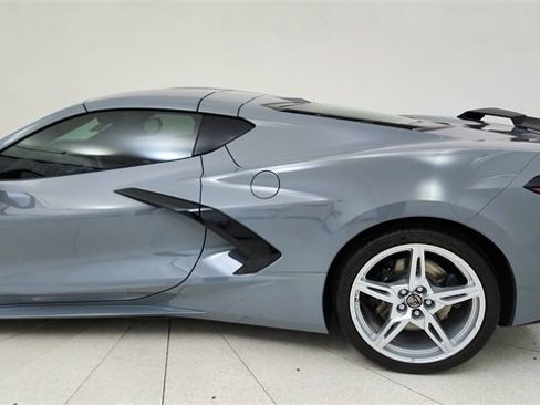 Used 2024 Chevrolet Corvette Stingray w/ Z51 Performance Package image 10