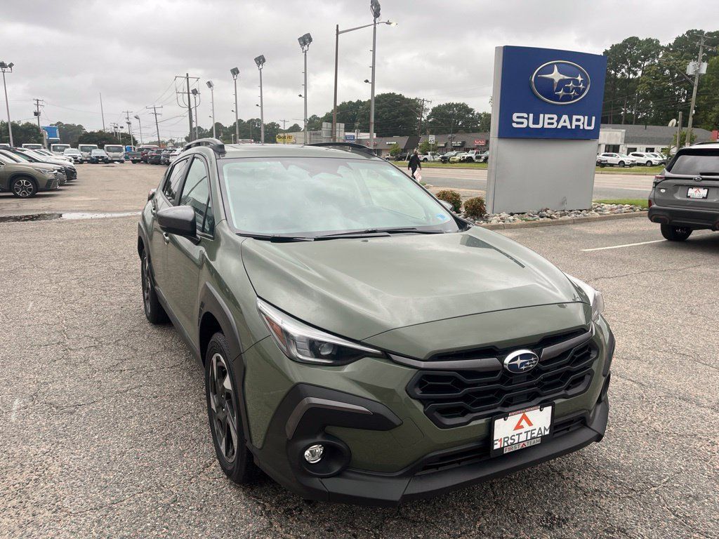 Used 2025 Subaru Crosstrek 2.5i Limited w/ Crosstrek Mirror Package AWD/4WD image 2