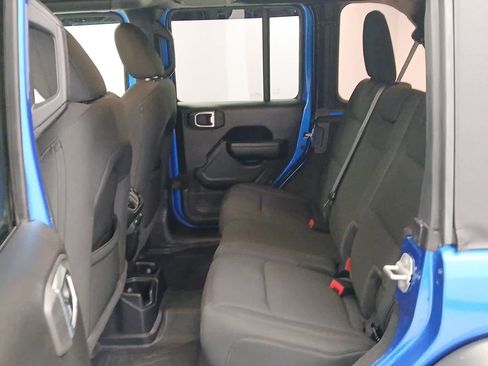 Used 2021 Jeep Wrangler Unlimited Sport image 13