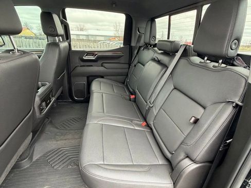 Used 2022 Chevrolet Silverado 1500 LT Trail Boss w/ LT Trail Boss Premium Package image 8