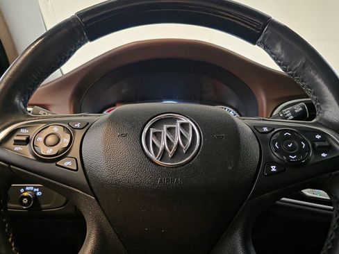 Used 2019 Buick Enclave Avenir w/ Avenir Technology Package AWD/4WD image 28