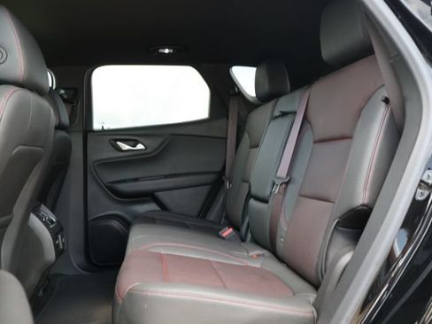 Used 2024 Chevrolet Blazer RS FWD image 8