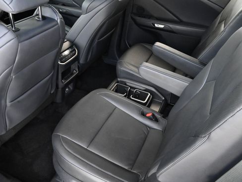 Used 2025 Lexus TX 500h AWD w/ Technology Package image 13
