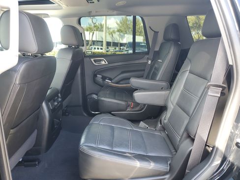 Used 2020 GMC Yukon Denali w/ Denali Ultimate Package image 16