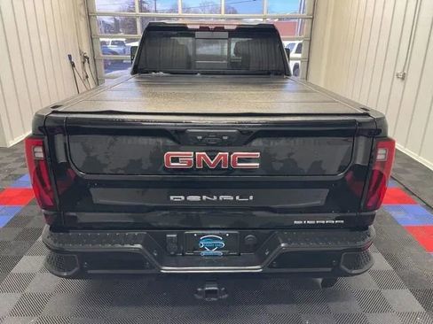 Used 2024 GMC Sierra 2500 Denali image 5