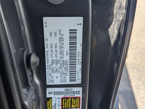 Used 2022 Toyota Tundra SR5 w/ Convenience Package RWD image 30