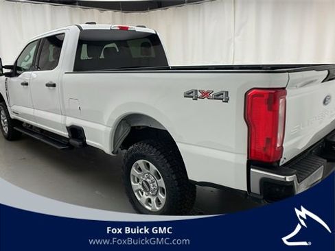 Used 2024 Ford F250 XLT image 4
