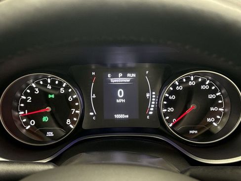 Used 2018 Jeep Compass Latitude w/ Cold Weather Group image 29