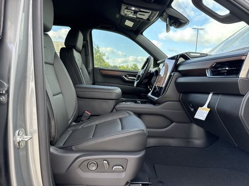 New 2026 GMC Yukon Denali AWD/4WD image 32