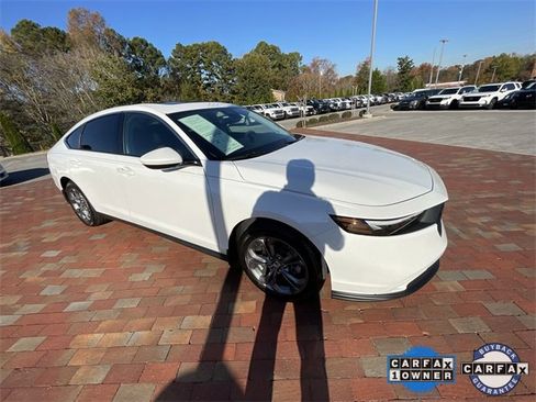 Certified 2024 Honda Accord EX image 38