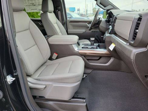 New 2025 Chevrolet Silverado 1500 LT Trail Boss w/ Dark Appearance Package image 26