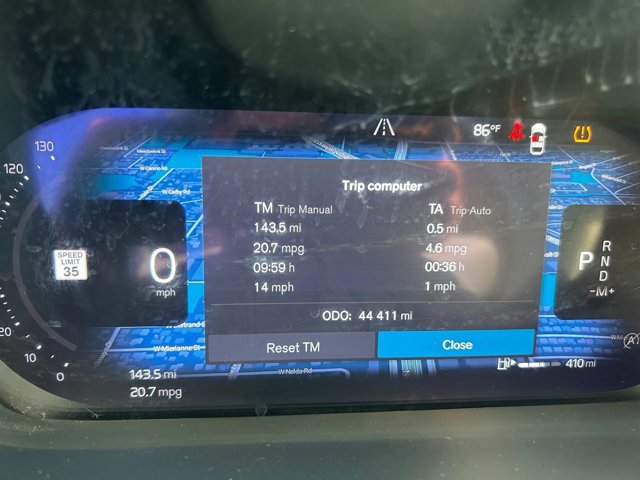 Used 2023 Volvo XC60 B5 Plus AWD/4WD image 11