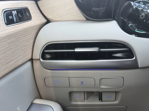 Used 2024 Hyundai Palisade Limited FWD image 25