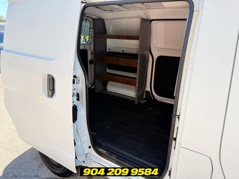 Used 2014 Nissan NV200 SV w/ Exterior Appearance Package FWD image 27