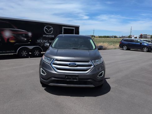 Used 2017 Ford Edge Titanium w/ Equipment Group 301A AWD/4WD image 2