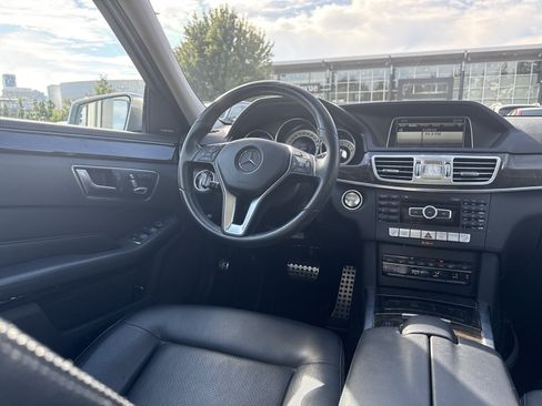 Used 2014 Mercedes-Benz E 350 Sedan image 13