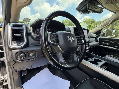 Used 2022 RAM 2500 Laramie AWD/4WD image 24