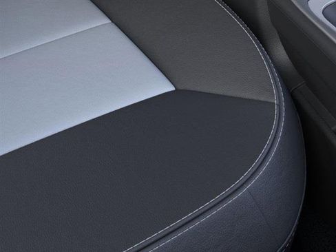 New 2024 Ford Explorer XLT w/ Equipment Group 202A image 16