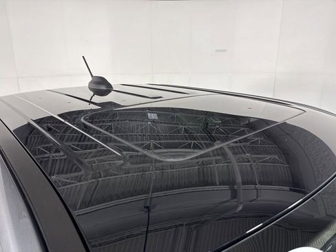 New 2025 Ford Maverick Lariat w/ Black Appearance Package image 3