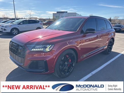 Used 2021 Audi SQ7 Prestige w/ Prestige Package image 2