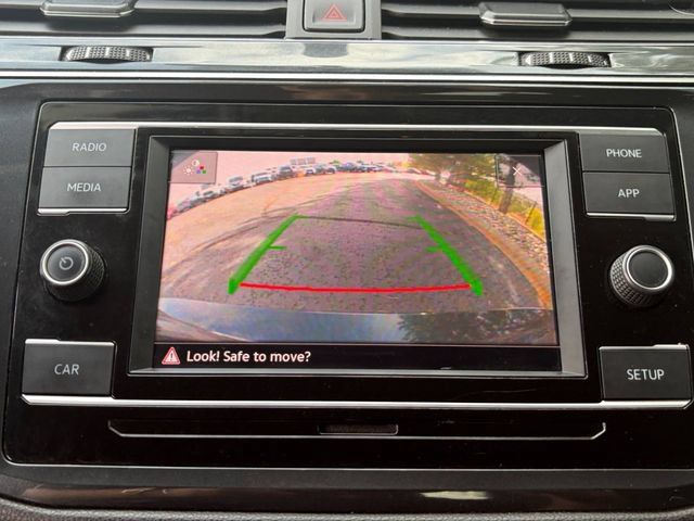 Used 2018 Volkswagen Tiguan S w/ 3rd Row Seat Package AWD/4WD image 29