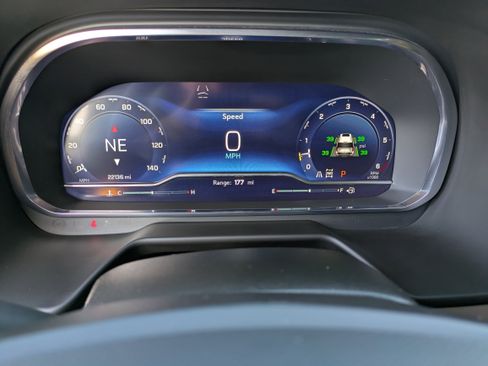 Used 2024 Chevrolet Suburban High Country image 28