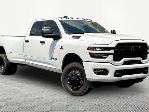 New 2026 RAM 3500 Big Horn AWD/4WD image 3