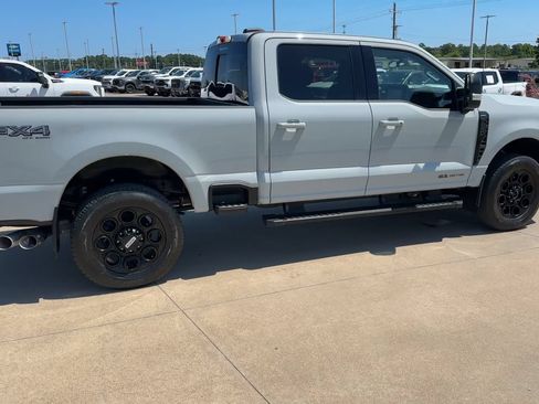 Used 2025 Ford F250 Lariat w/ Lariat Ultimate Package AWD/4WD image 9