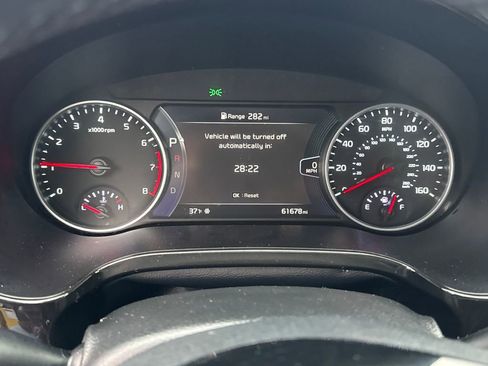 Used 2023 Kia Seltos SX w/ SX Sunroof Package image 22