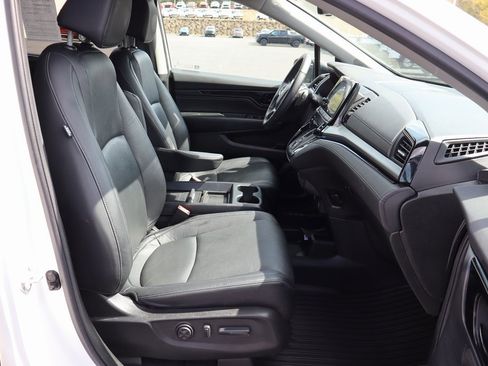 Used 2023 Honda Odyssey Touring image 24