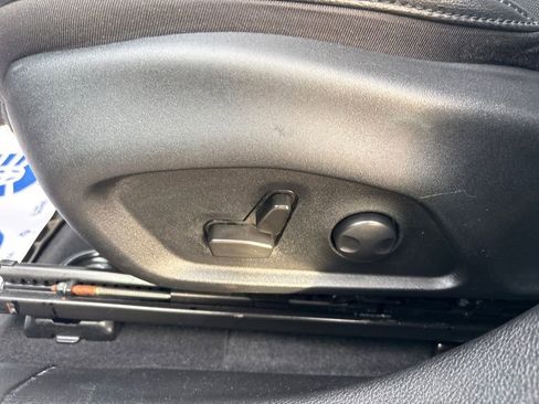 Certified 2022 Jeep Compass Limited image 14