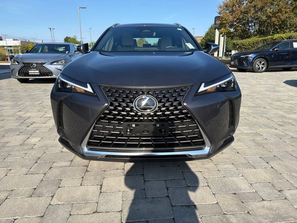 Used 2025 Lexus UX 300h AWD w/ Accessory Package (Z1) image 2
