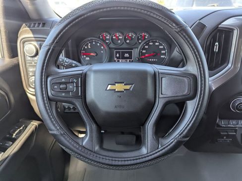 Certified 2025 Chevrolet Silverado 2500 Custom w/ Custom Value Package image 11