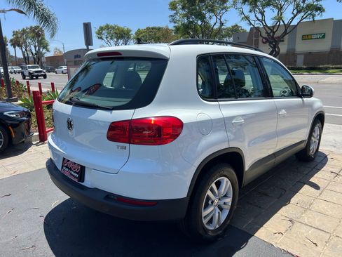 Used 2017 Volkswagen Tiguan S FWD image 9