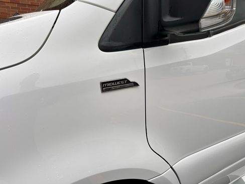 Used 2020 Mercedes-Benz Sprinter 3500 w/ Windows All Around Package image 13