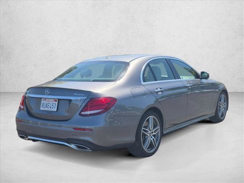 Used 2020 Mercedes-Benz E 450 4MATIC Sedan image 5