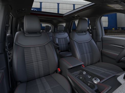 New 2026 Ford Explorer ST-Line w/ ST-Line Street Pack AWD/4WD image 11