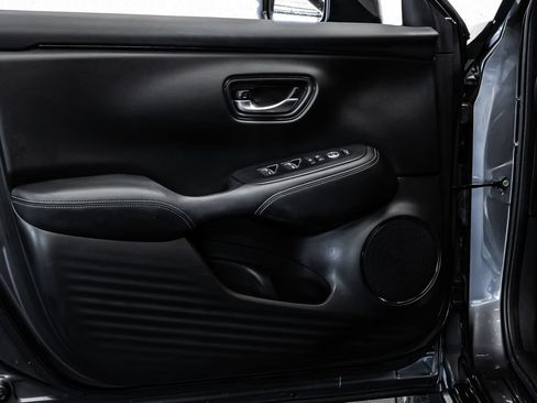 Used 2023 Honda HR-V EX-L image 17