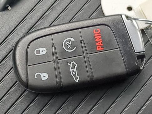 Used 2019 Dodge Charger Scat Pack w/ Plus Group image 33