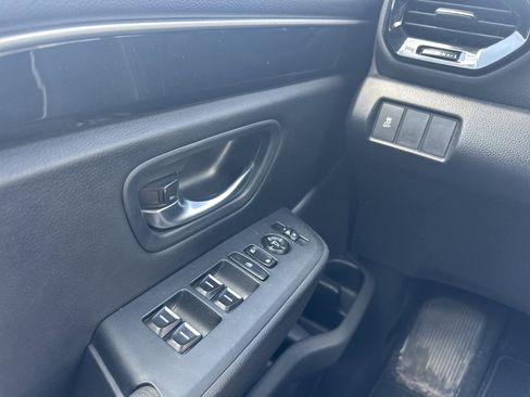Certified 2025 Honda Pilot Sport image 25