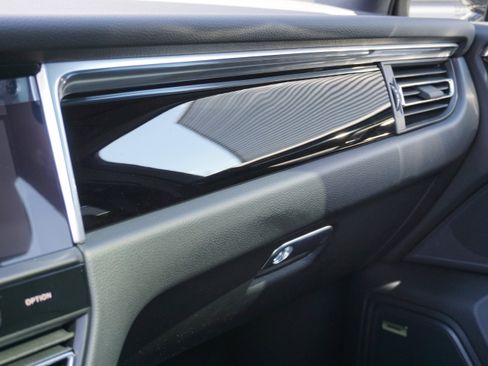 New 2026 Porsche Macan S image 20