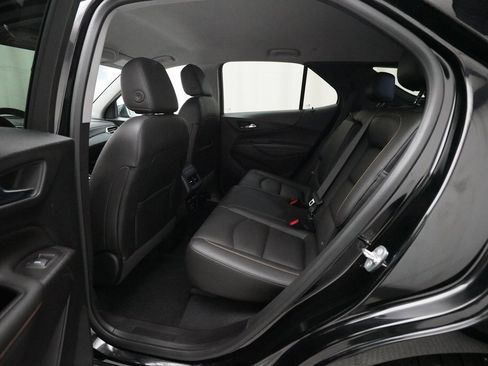 Used 2021 Chevrolet Equinox Premier image 16