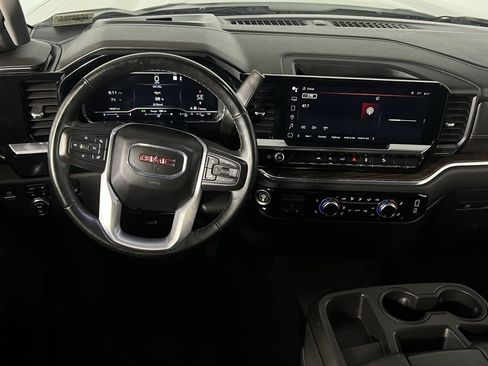 Used 2024 GMC Sierra 3500 AT4 w/ AT4 Premium Plus Package image 18