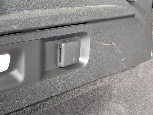 Certified 2023 Buick Envision Essence image 30