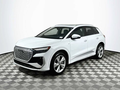Certified 2023 Audi Q4 e-tron Premium Plus AWD/4WD image 3