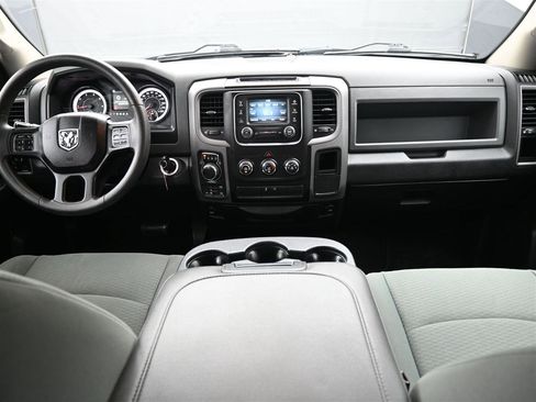 Used 2018 RAM 1500 Express w/ Express Value Package image 12