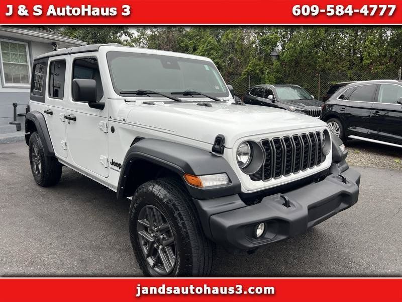Used 2025 Jeep Wrangler Unlimited Sport AWD/4WD image 1