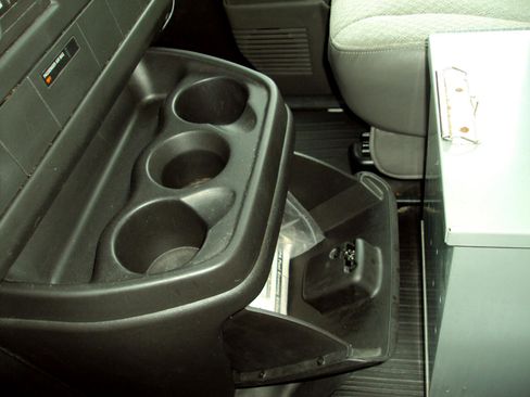 Used 2011 Chevrolet Express 1500 AWD image 22