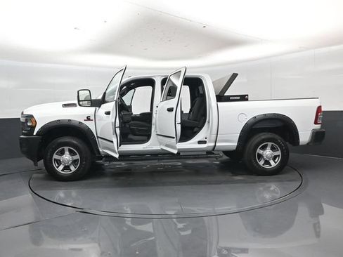 Used 2023 RAM 3500 Tradesman AWD/4WD image 59